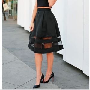 Express NWT Flair Twill Mesh Panel Skirt Size 0